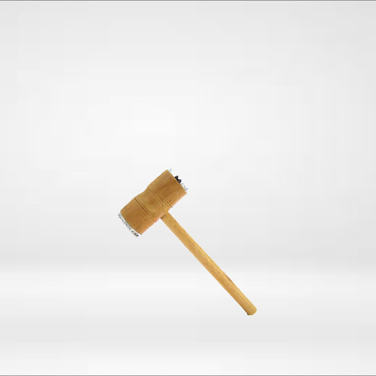 Maillet pour attendrir la viande vintage en métal avec manche en bois - France Maillet pour attendrir la viande vintage en métal avec manche en bois - France